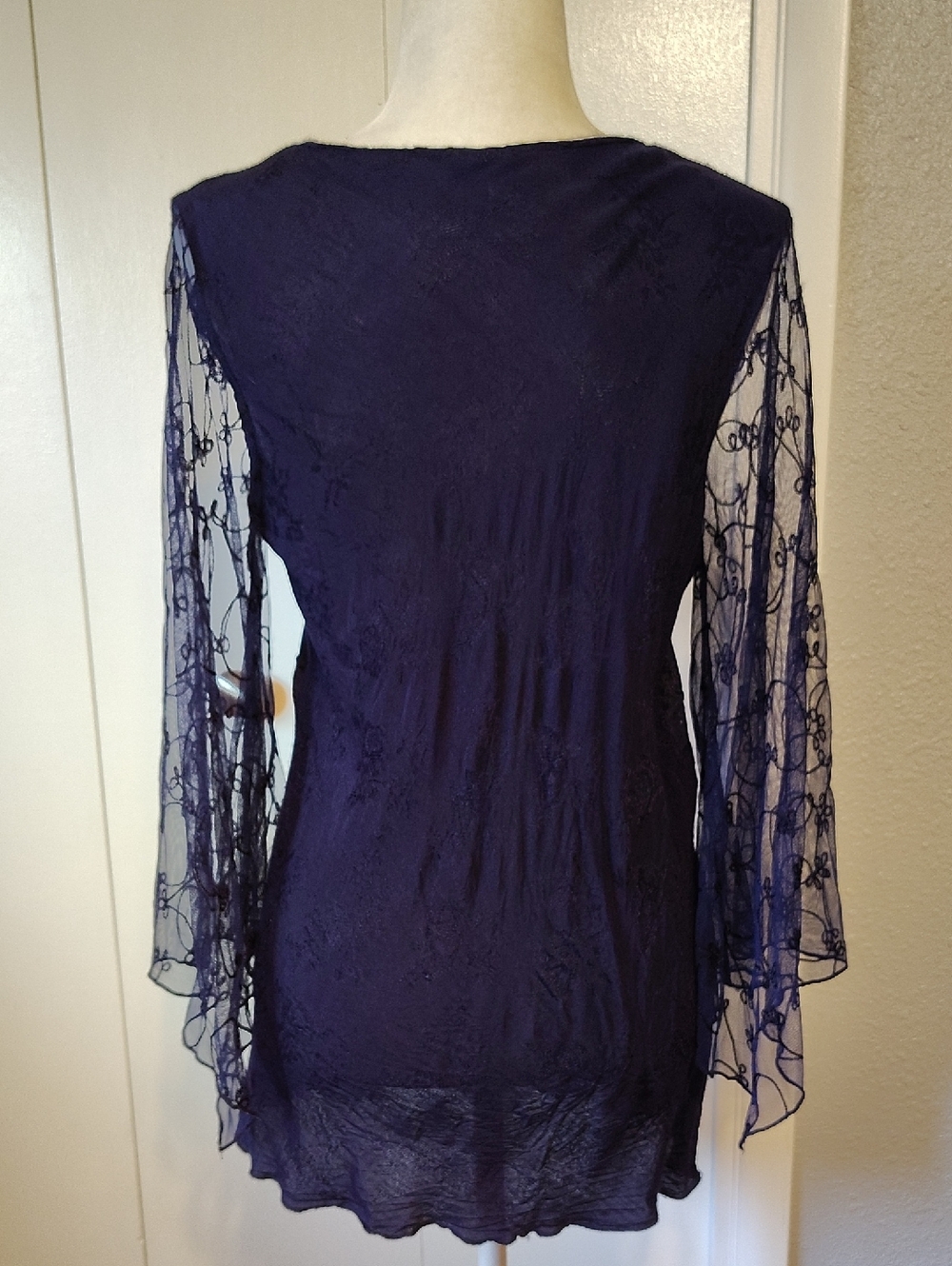 The Pyramid Collection - Size M - Picture 4 of 10